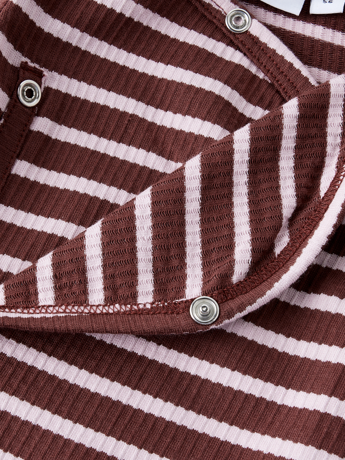 model_shot-front_full